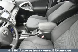 Toyota RAV 4 2.0i 4WD 2012 full