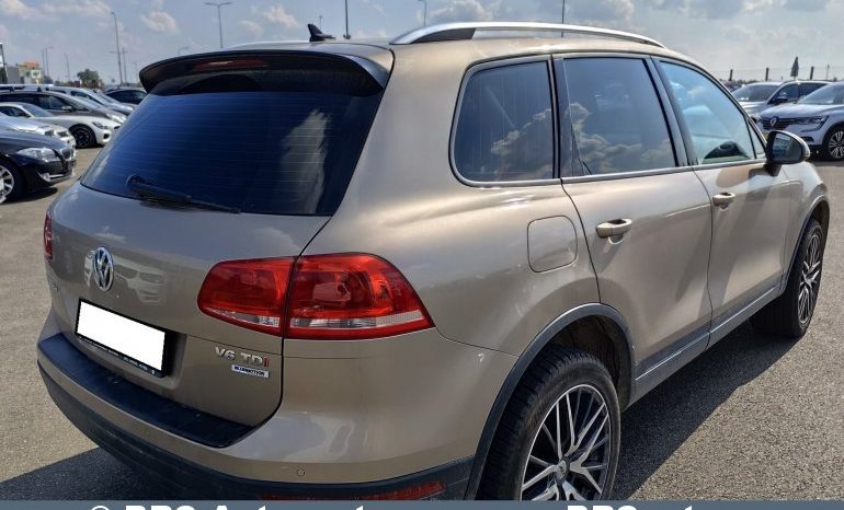 Volkswagen Touareg 3.0 TDI Automatas 2015 full