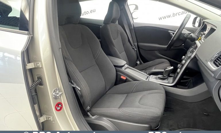 Volvo V40 2.0 Cross Country Automatas 2018 full