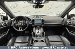 Porsche Cayenne 4.8 Turbos S Automatas 2015 full