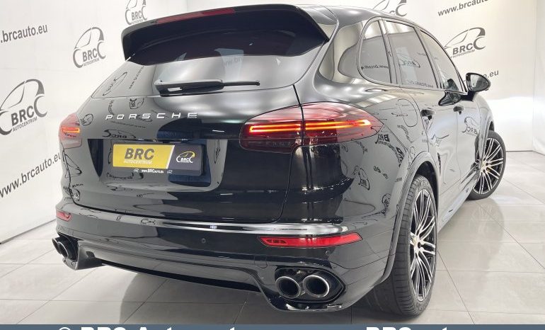 Porsche Cayenne 4.8 Turbos S Automatas 2015 full