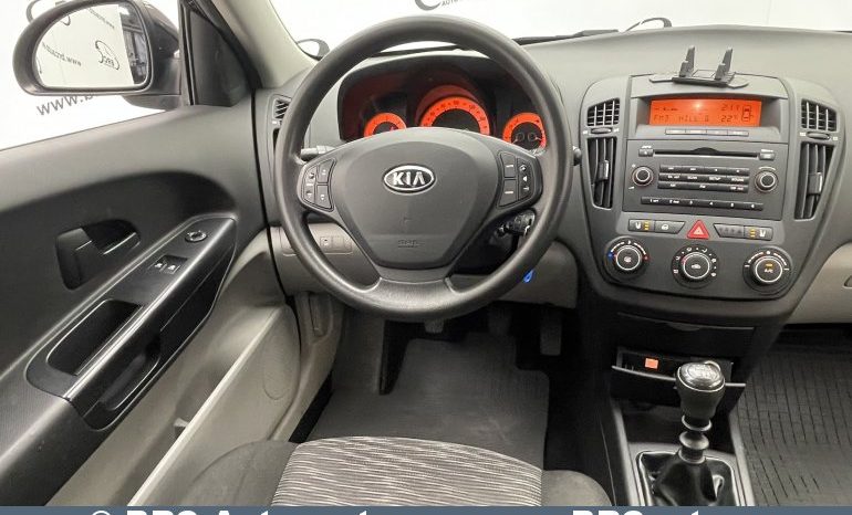 Kia Ceed 1.6 CRDi 2008 full