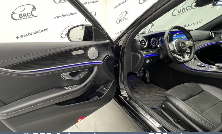 Mercedes-Benz E 220 T AMG-Line 9G Automatas 2019 full