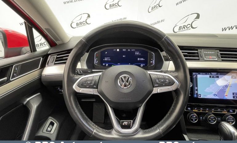 Volkswagen Passat 2.0TDI Variant 4Motion R-line Automatas 2019 full