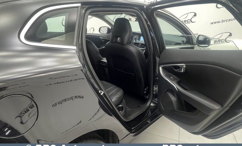 Volvo V40 D2 Automatas 2016 full