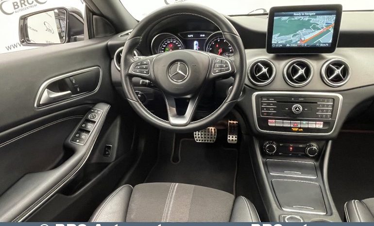 Mercedes-Benz CLA 200 Automatas 2017 full