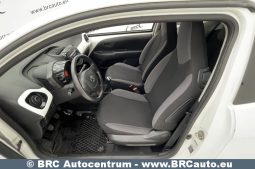 Toyota Aygo 1.0i 2016 full