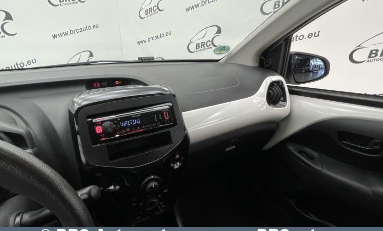 Toyota Aygo 1.0i 2016 full