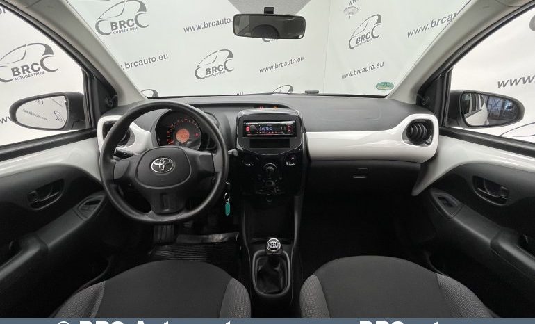 Toyota Aygo 1.0i 2016 full