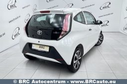 Toyota Aygo 1.0i 2016 full