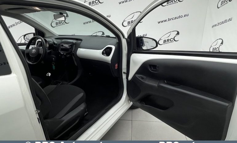 Toyota Aygo 1.0i 2016 full