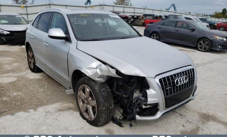 Audi Q5 3.2 Quattro Automatas 2011 full