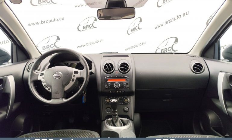 Nissan Qashqai 2.0 dCi 2008 full