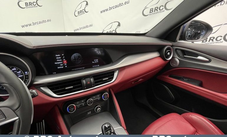 Alfa Romeo Stelvio 2.0i Q4 Turbo Automatas 2019 full