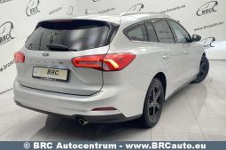 Ford Focus 1.0i EcoBoost 2020 full