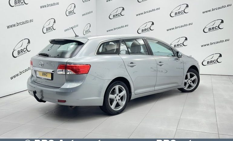 Toyota Avensis 2.0 D-4D Linea Sol Wagon 2012 full