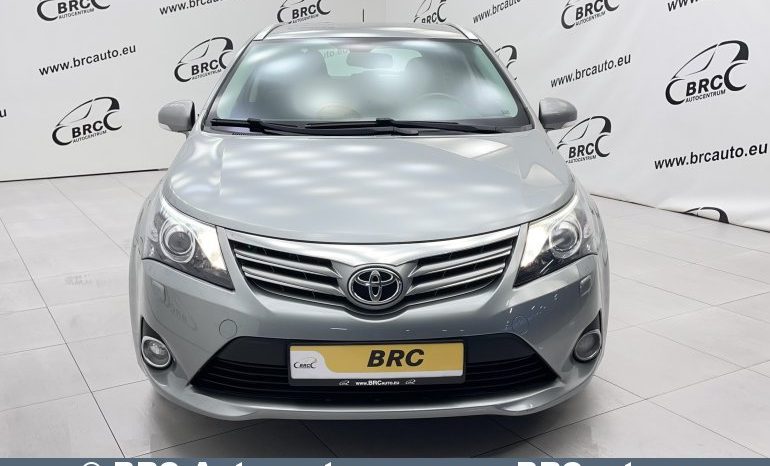 Toyota Avensis 2.0 D-4D Linea Sol Wagon 2012 full