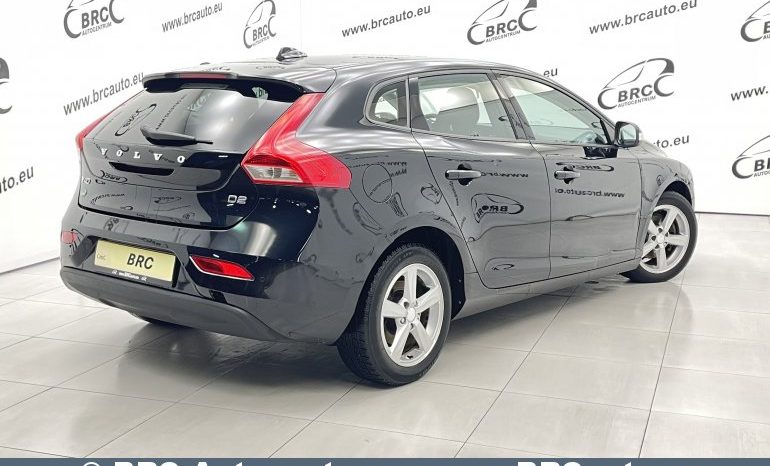 Volvo V40  2014 full