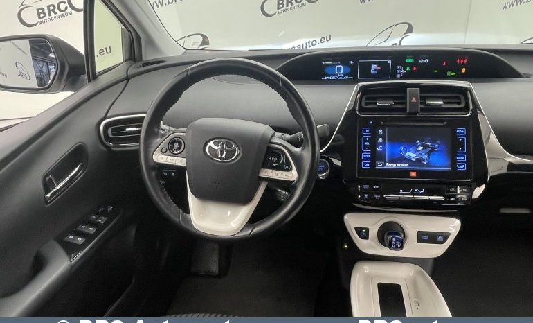 Toyota Prius Hybridas Automatas 2016 full