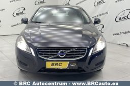 Volvo V60 T3 2011 full