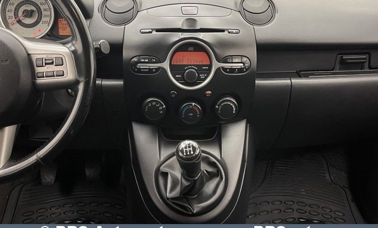 Mazda 2 1.5i 2008 full