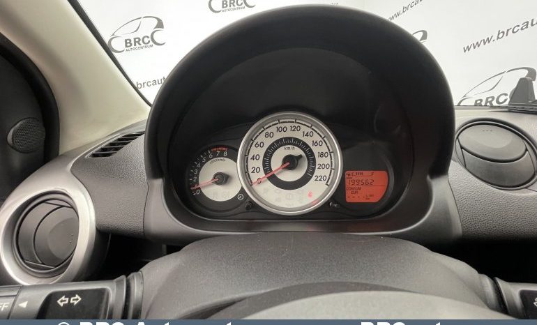 Mazda 2 1.5i 2008 full