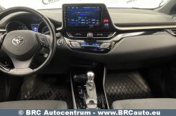 Toyota C-HR 1.2i Crossover Automatas 2020 full