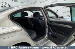 Volkswagen Passat 1.5 TSI DSG R-Line Automatas 2019 full