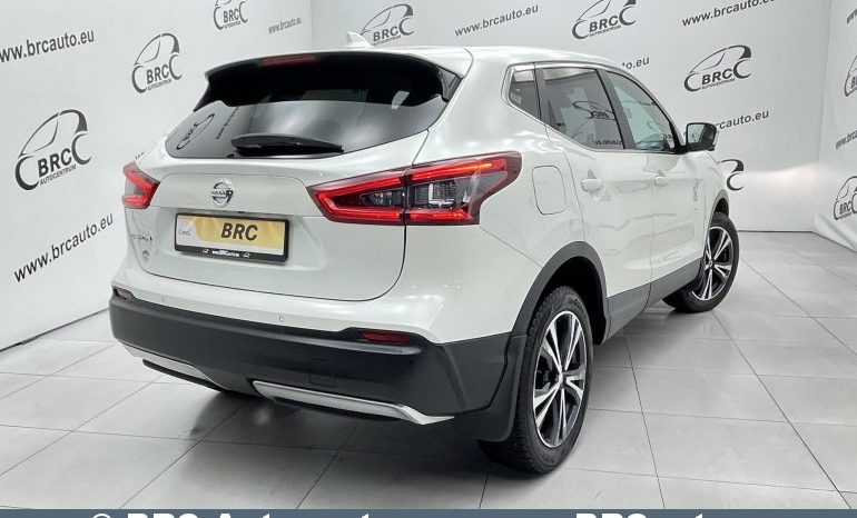 Nissan Qashqai 1.2 DIG-T Automatas 2018 full