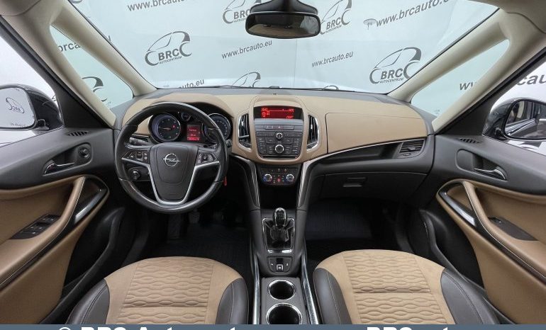 Opel Zafira CDTI Tourer 2013 full