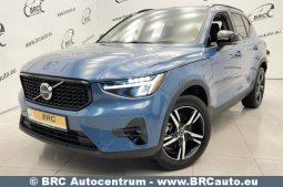 Volvo XC 40 2.0 B5 Plus Dark Theme 2023 full