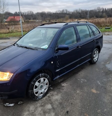 Skoda Fabia 2004 full