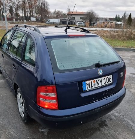 Skoda Fabia 2004 full