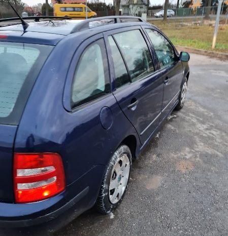 Skoda Fabia 2004 full