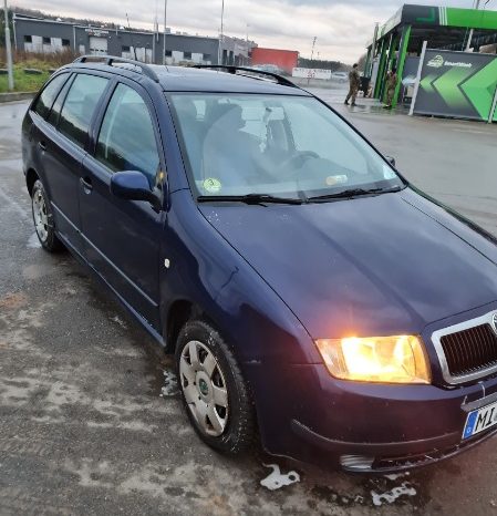 Skoda Fabia 2004 full