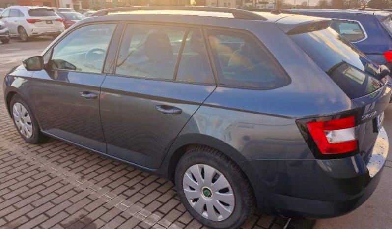 Skoda Fabia 2016 full