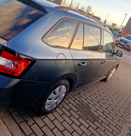 Skoda Fabia 2016 full