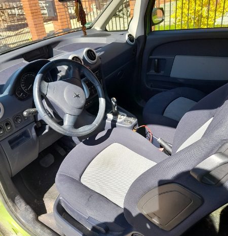 Parduodamas nedaužtas Peugeot 1007, 1.3 l Vienatūris Peugeot 1007 full