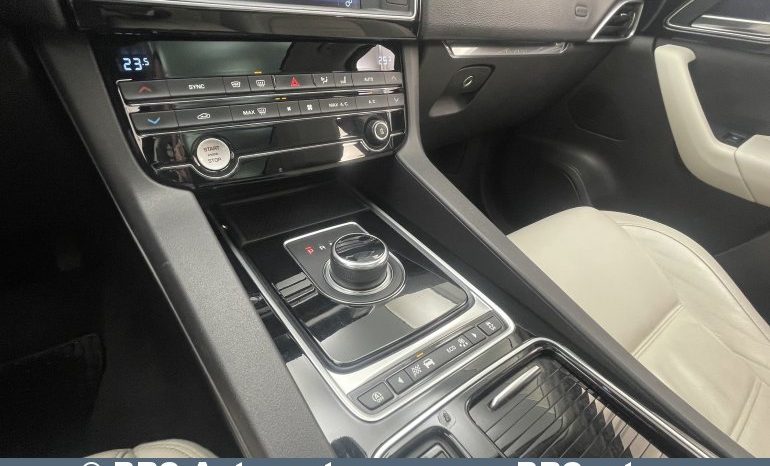 Jaguar F-Pace d 2.0 AWD Automatas 2018 full
