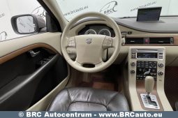 Volvo XC 70 D5 AWD Automatas 2010 full