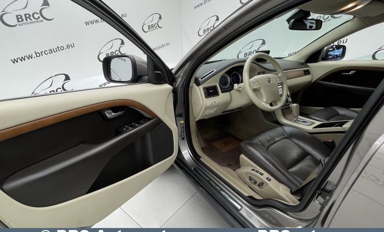 Volvo XC 70 D5 AWD Automatas 2010 full