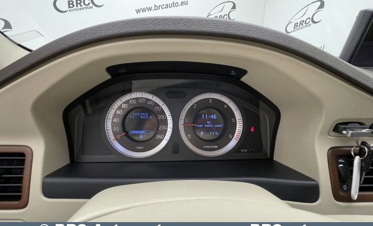 Volvo XC 70 D5 AWD Automatas 2010 full