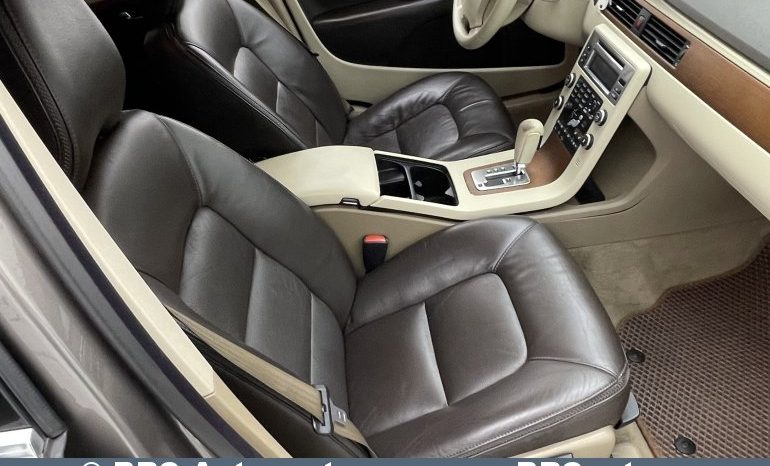 Volvo XC 70 D5 AWD Automatas 2010 full