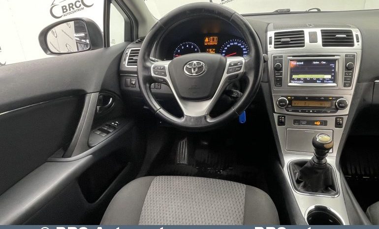Toyota Avensis 1.8 Valvematic Linea Sol 2012 full