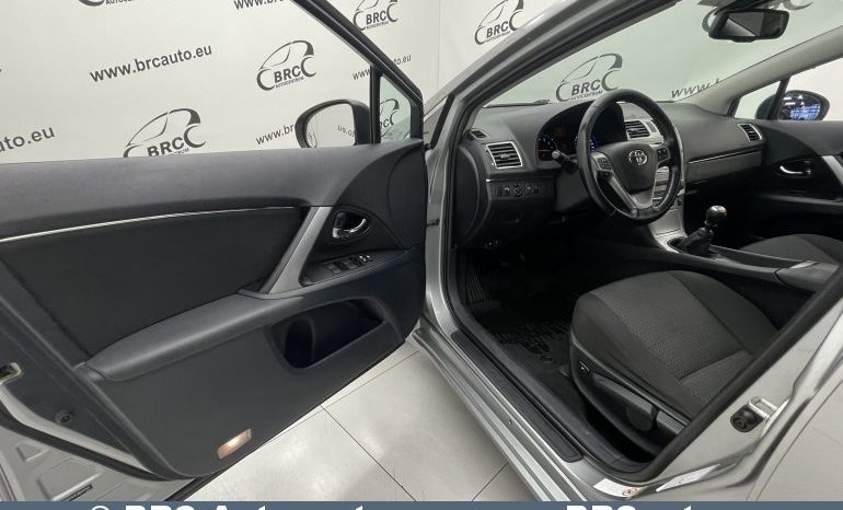 Toyota Avensis 1.8 Valvematic Linea Sol 2012 full