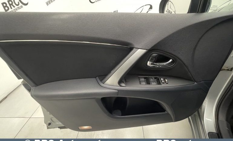 Toyota Avensis 1.8 Valvematic Linea Sol 2012 full
