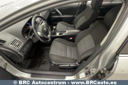 Toyota Avensis 1.8 Valvematic Linea Sol 2012 full