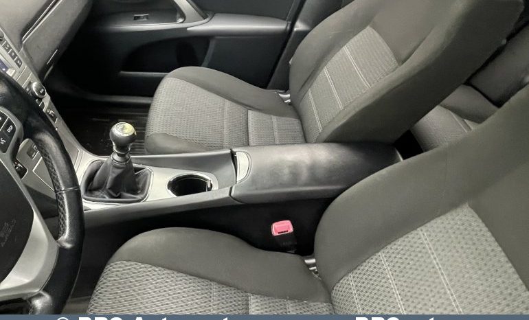 Toyota Avensis 1.8 Valvematic Linea Sol 2012 full