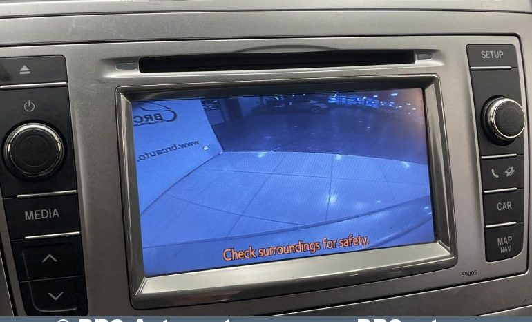 Toyota Avensis 1.8 Valvematic Linea Sol 2012 full
