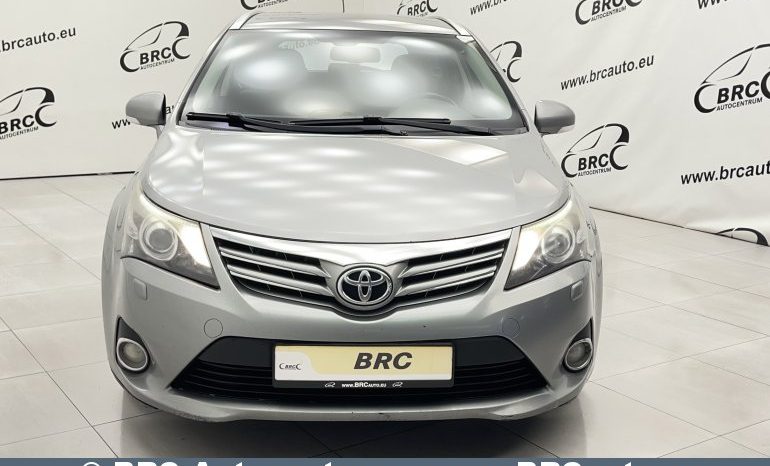 Toyota Avensis 1.8 Valvematic Linea Sol 2012 full